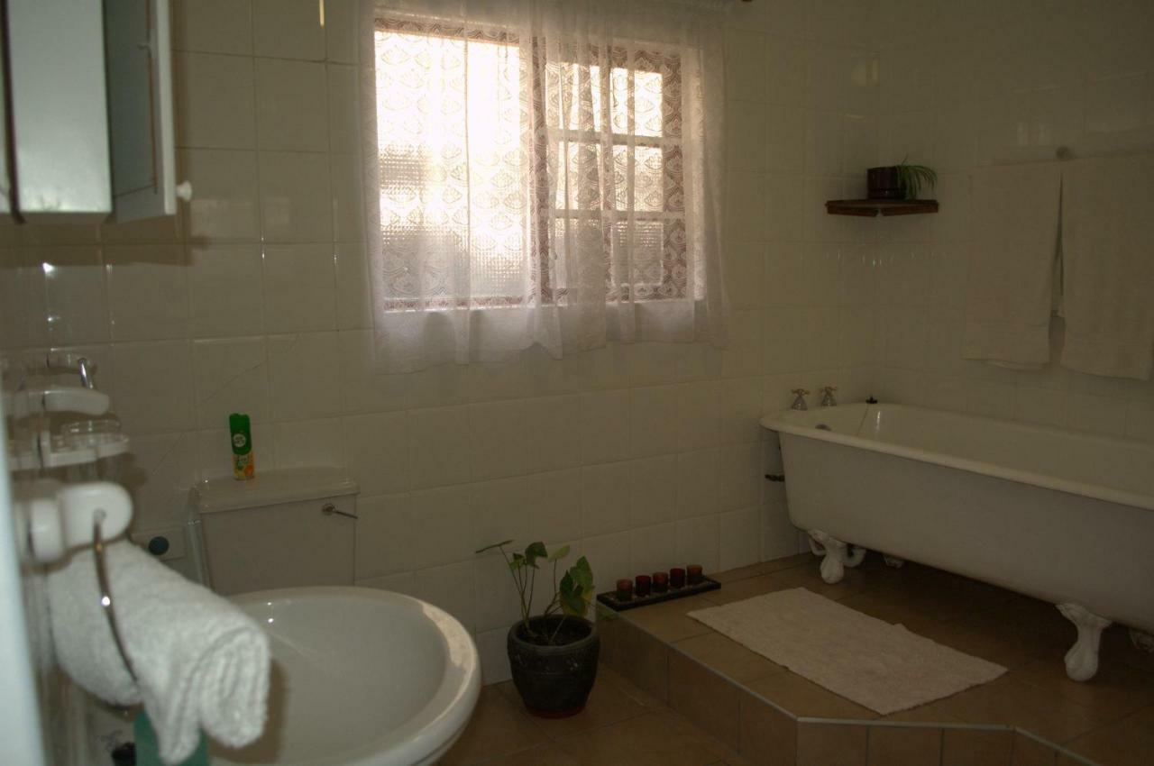 Crowned Crane Hotel Gonubie Buitenkant foto