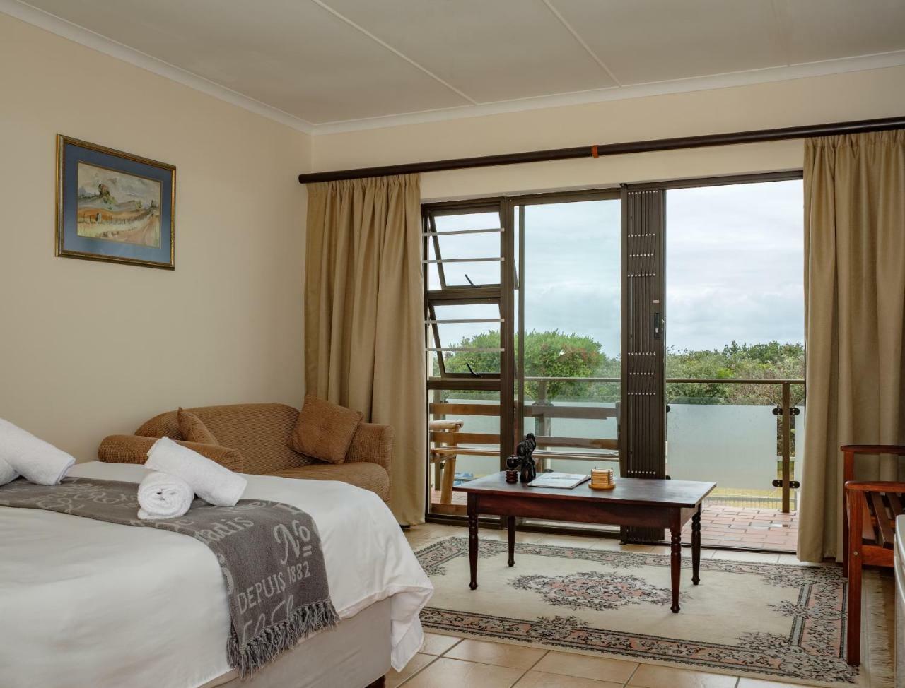 Crowned Crane Hotel Gonubie Buitenkant foto